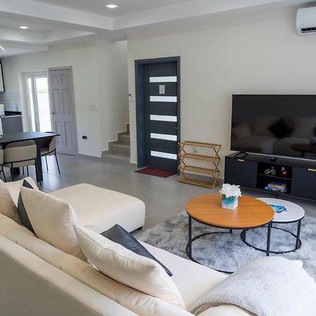 Spacious 3Br Home With Own Private Cozy Pool Koolbaai Экстерьер фото