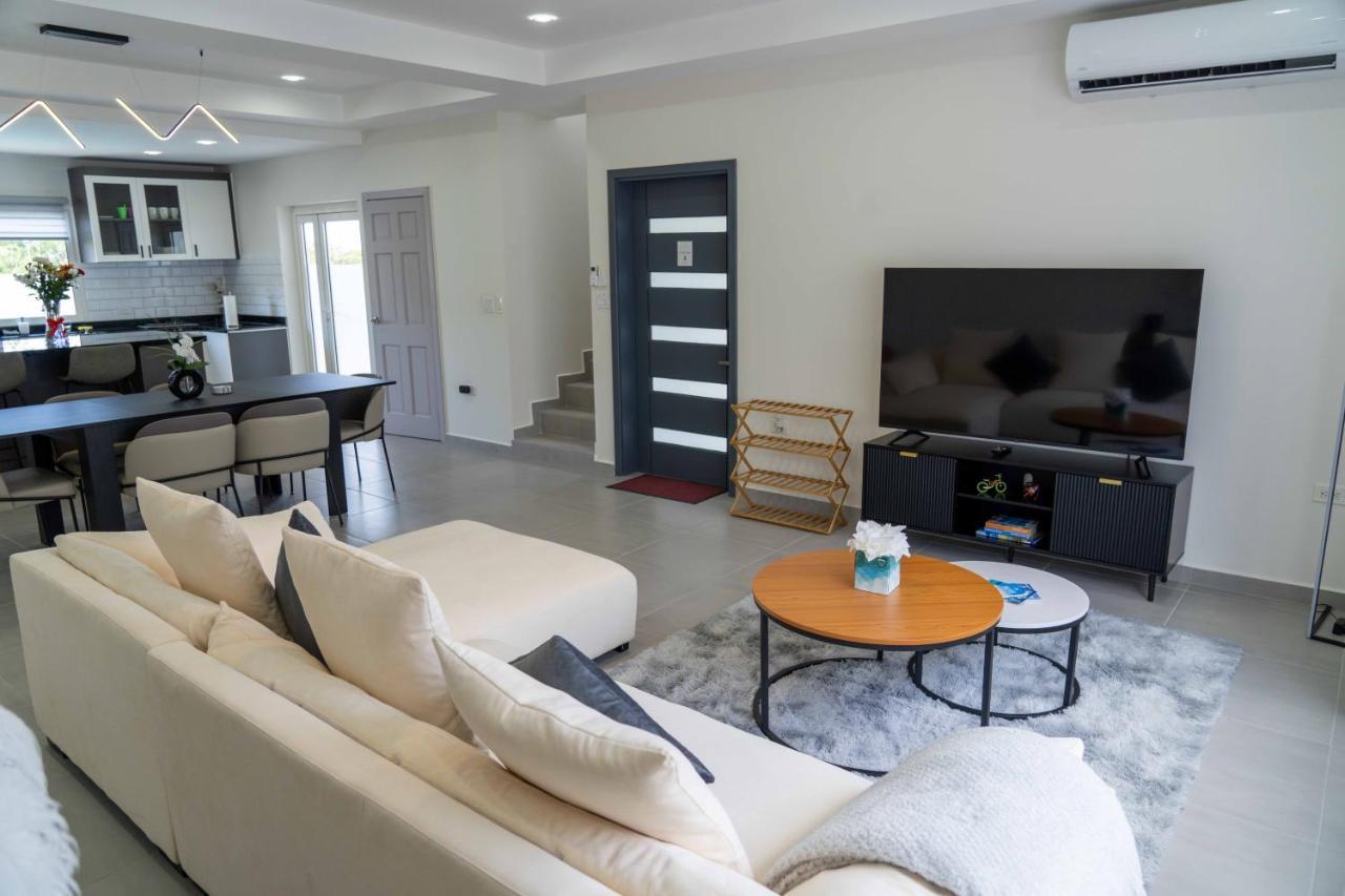 Spacious 3Br Home With Own Private Cozy Pool Koolbaai Экстерьер фото